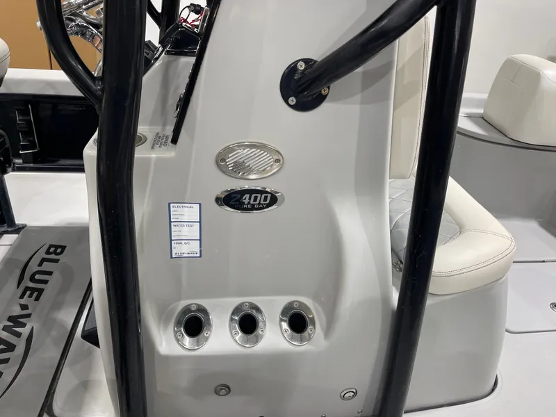 Slide: The Image of Blue Wave 2400 Pure Bay 2020 - 22