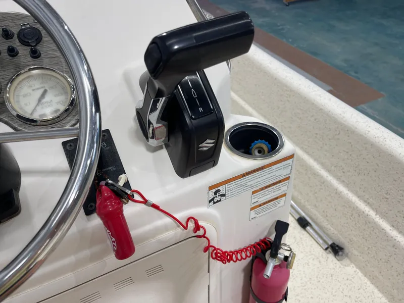 Slide: The Image of Carolina 17 DLX 2020 - 25