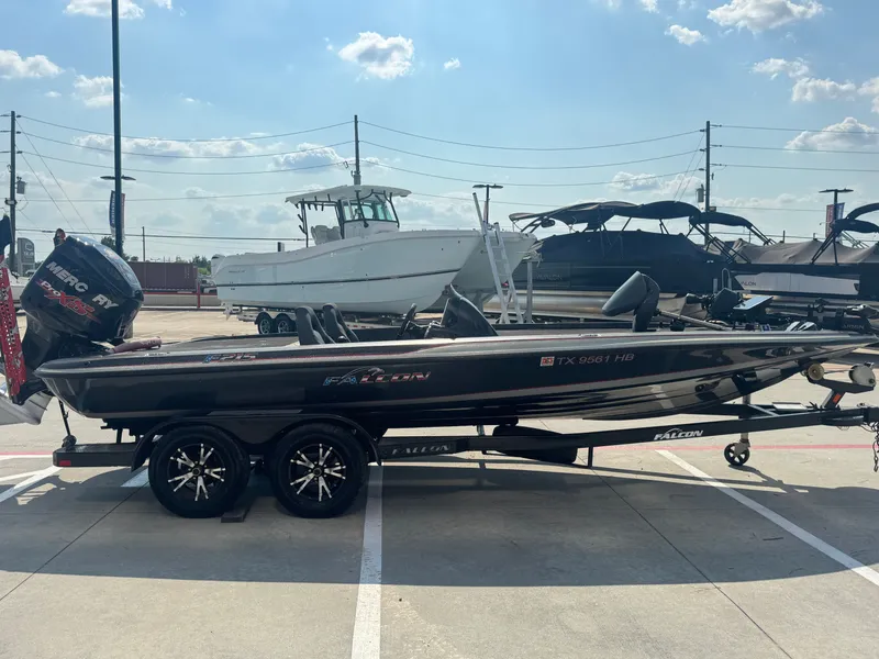 Slide: The Image of Falcon Boats F215 2019 - 10