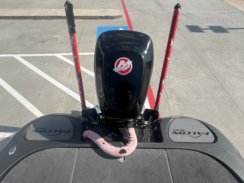 Slide: The Image of Falcon Boats F215 2019 - 11