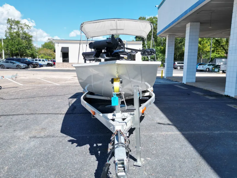 Slide: The Image of G3 Bay 20 DLX 2015 - 10