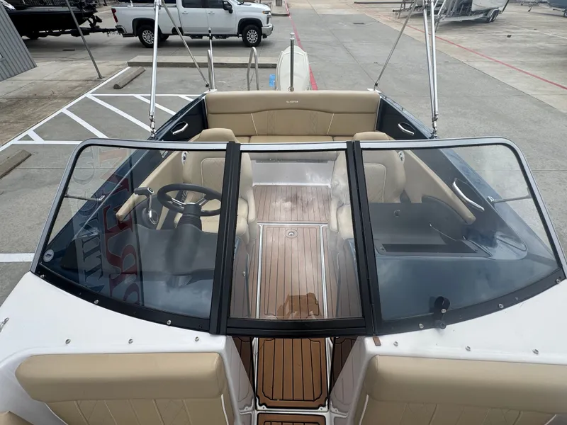 Slide: The Image of Glastron GT 180 2016 - 29