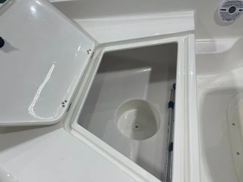 Slide: The Image of Key West 1720 Center Console 2025 - 30