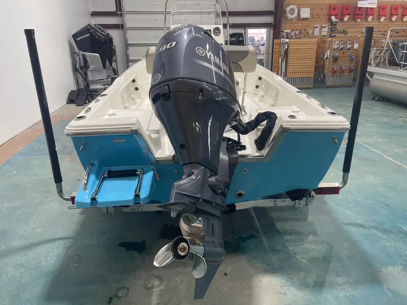 Slide: The Image of Key West 1720 Center Console 2025 - 6