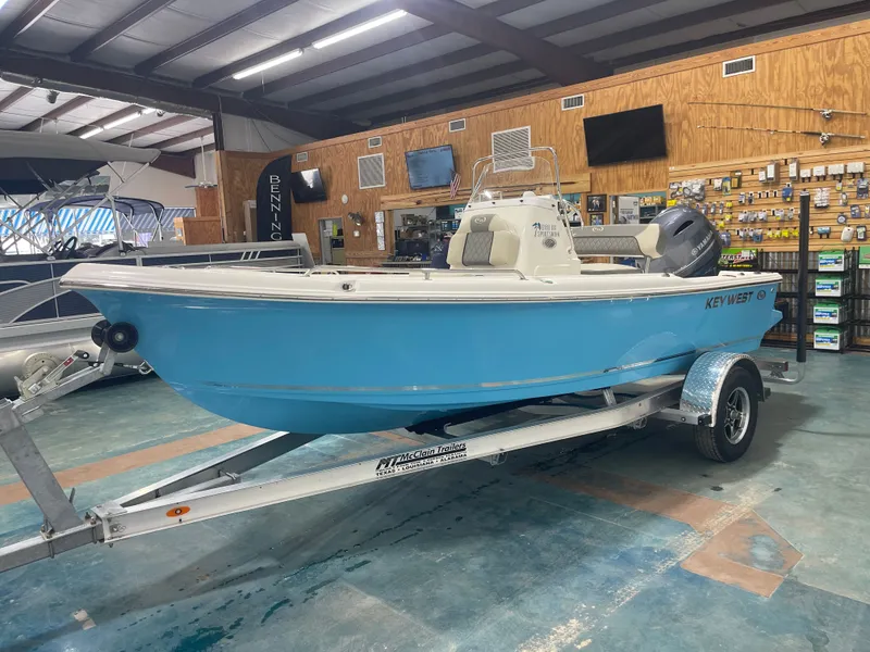 Slide: The Image of Key West 1720 Center Console 2025 - 8