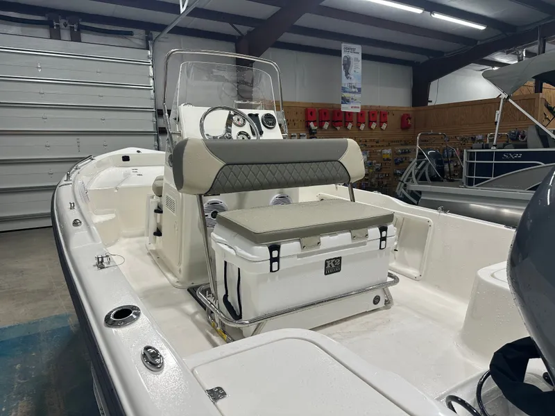 Slide: The Image of Key West 1720 Center Console 2025 - 30