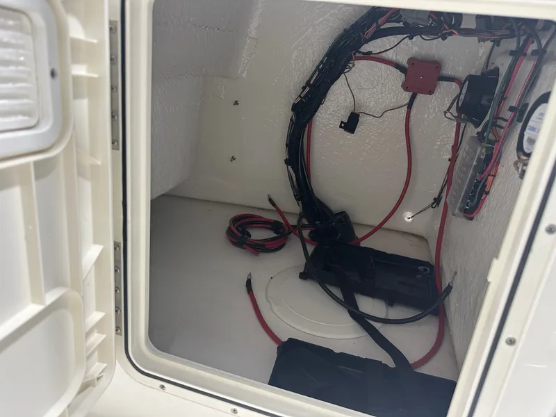 Slide: The Image of Key West 1720 Center Console 2025 - 32