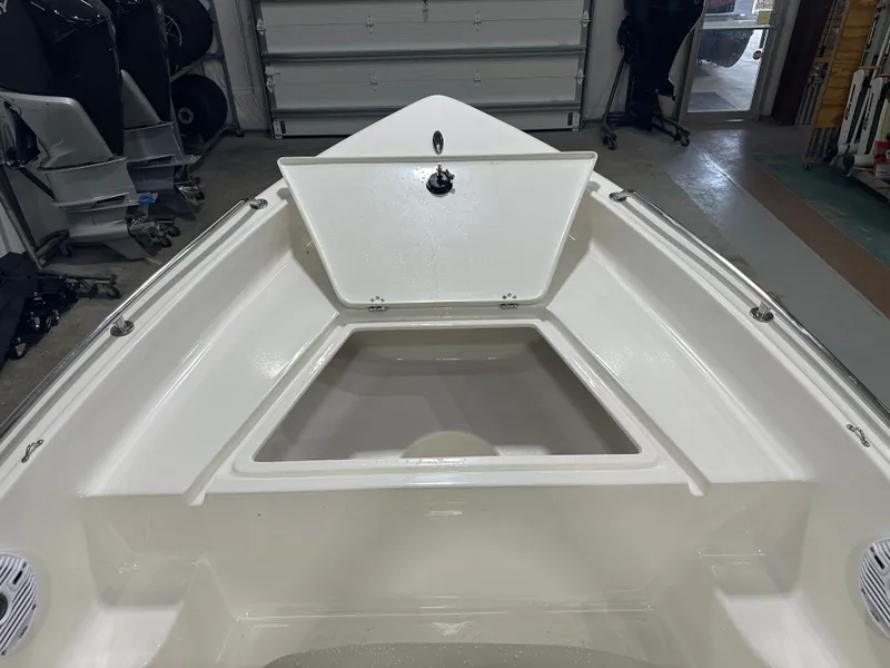 Slide: The Image of Key West 1720 Center Console 2025 - 49