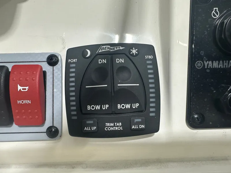 Slide: The Image of Key West 188 Bay Reef 2025 - 23