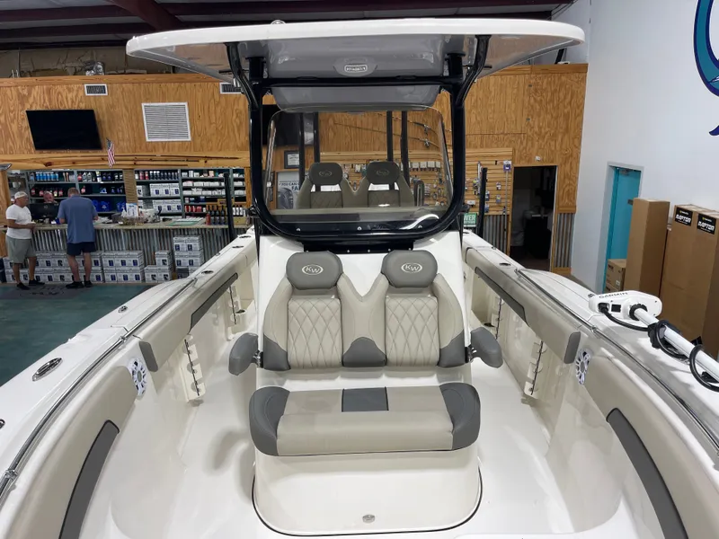 Slide: The Image of Key West 260 Center Console 2025 - 18