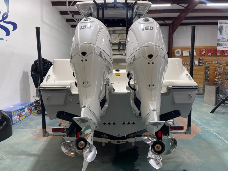 Slide: The Image of Key West 260 Center Console 2025 - 8