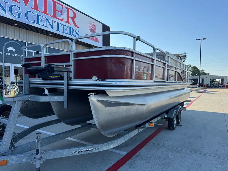 Slide: The Image of Lowe SF 214 Sport Fish 2015 - 7