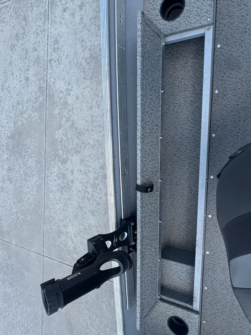 Slide: The Image of Lund 1600 Fury Tiller 2021 - 16