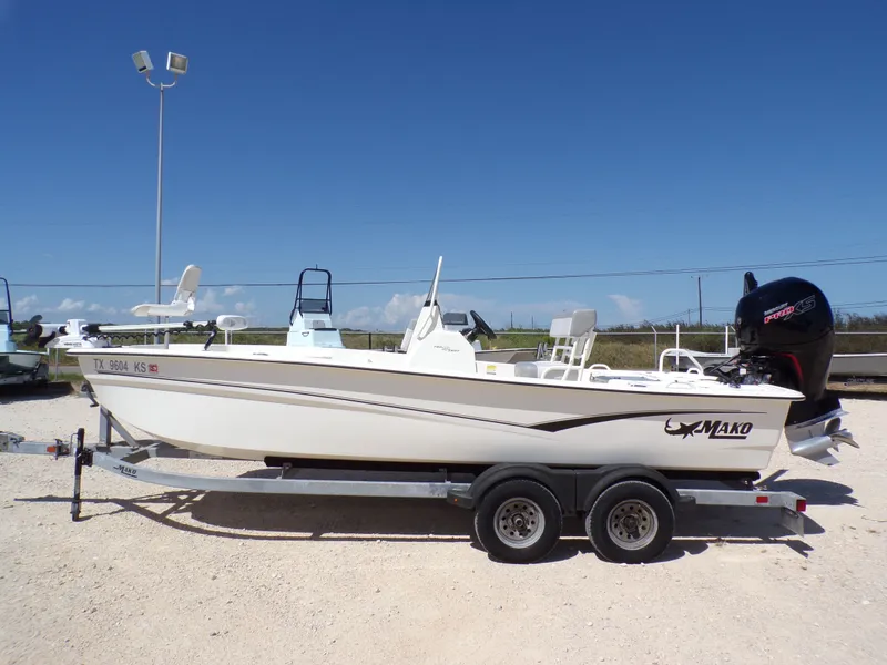 Slide: The Image of Mako Pro Skiff 19 CC 2023 - 1