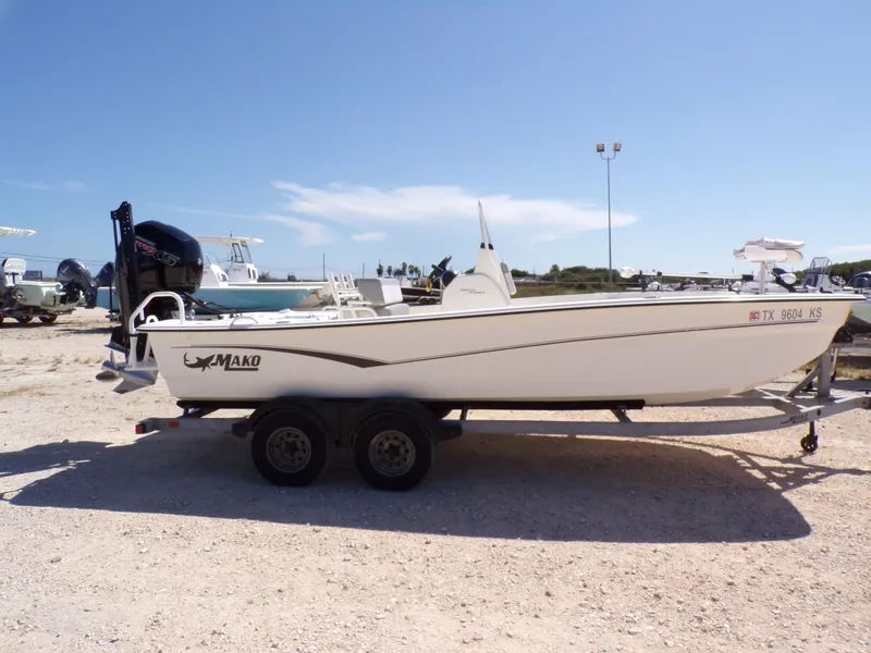 Slide: The Image of Mako Pro Skiff 19 CC 2023 - 9