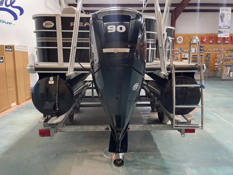 Slide: The Image of Ranger RP200F 2017 - 10