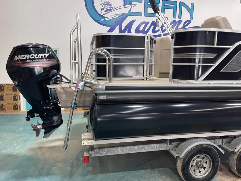 Slide: The Image of Ranger RP200F 2017 - 12