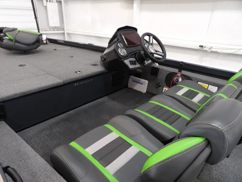 Slide: The Image of Ranger Boats RT188C 2023 - 16