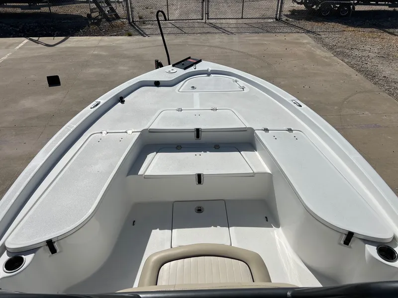 Slide: The Image of Sea Fox 240 Viper 2018 - 14