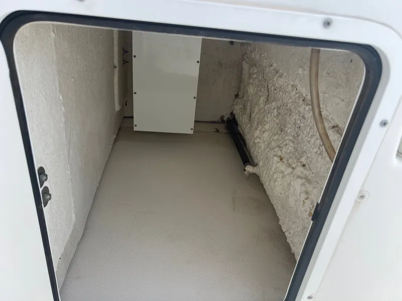 Slide: The Image of Sea Hunt Ultra 234 2013 - 24