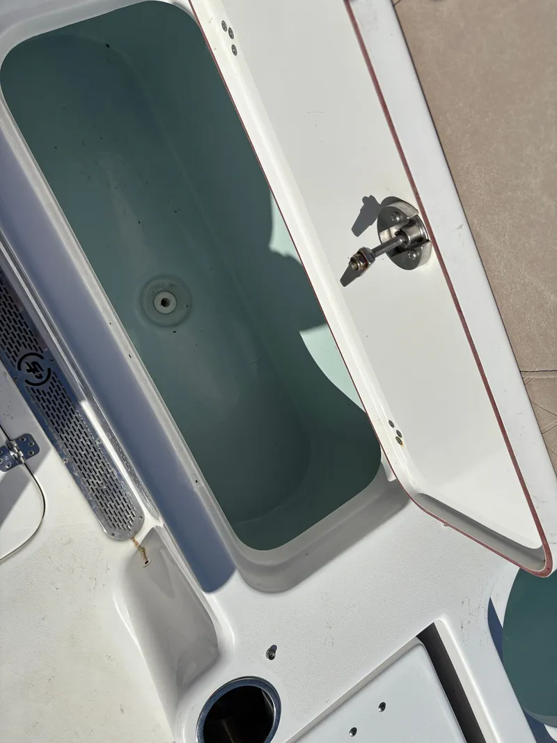 Slide: The Image of Sea Pro 228 2020 - 16