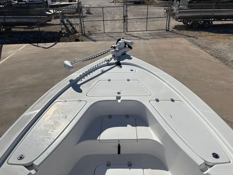 Slide: The Image of Sea Pro 228 2020 - 22