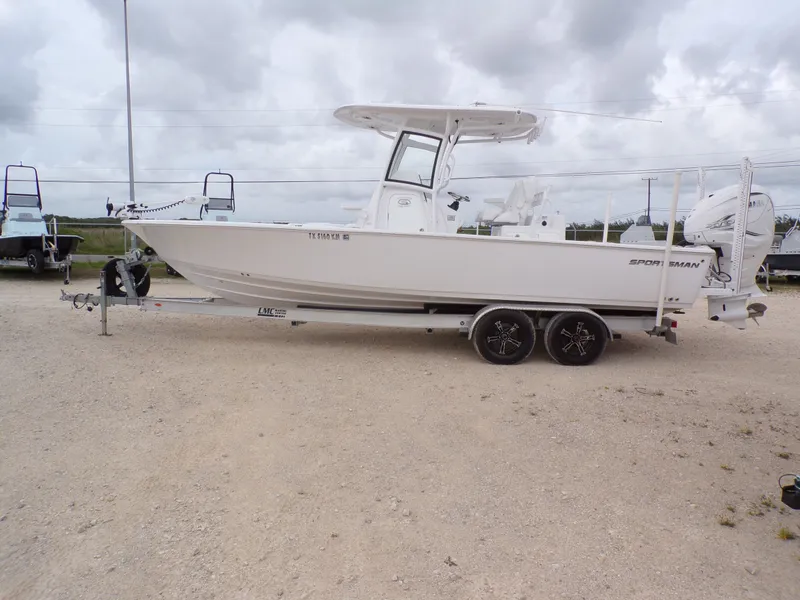 Slide: The Image of Sportsman Masters 267 Bay Boat 2021 - 36