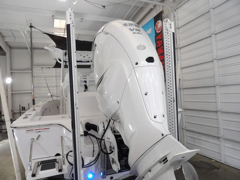 Slide: The Image of Sportsman Masters 267 Bay Boat 2021 - 9