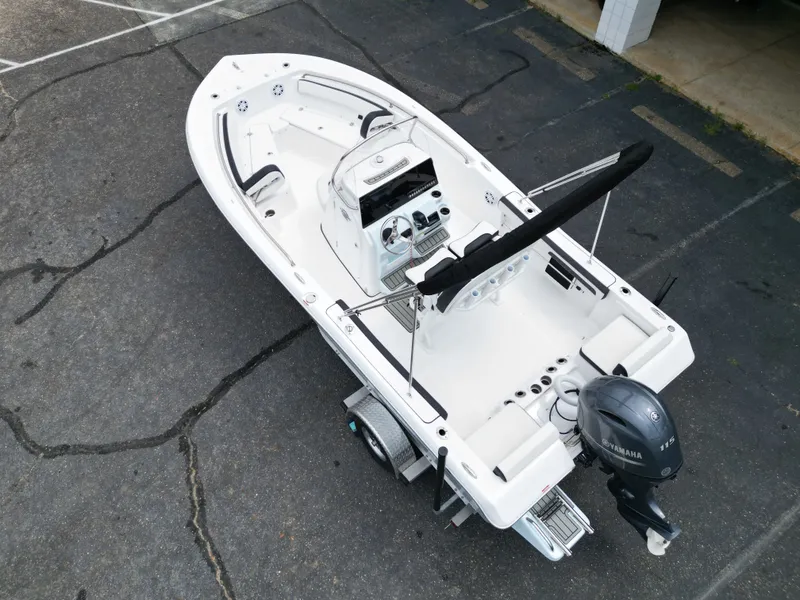 Slide: The Image of Tidewater 198 CC Adventure 2025 - 8