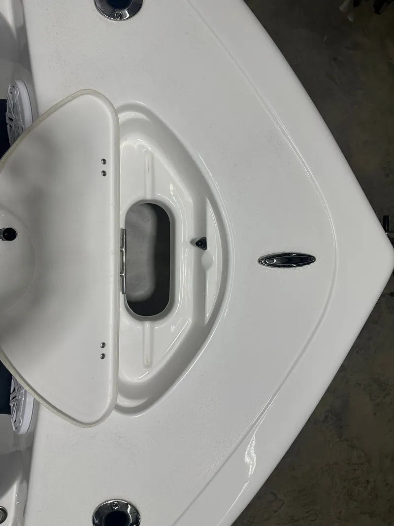 Slide: The Image of Tidewater 210 CC Adventure 2025 - 31