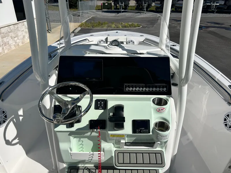 Slide: The Image of Tidewater 210 LXF 2025 - 11