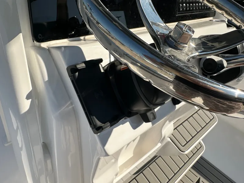 Slide: The Image of Tidewater 210 LXF 2026 - 16