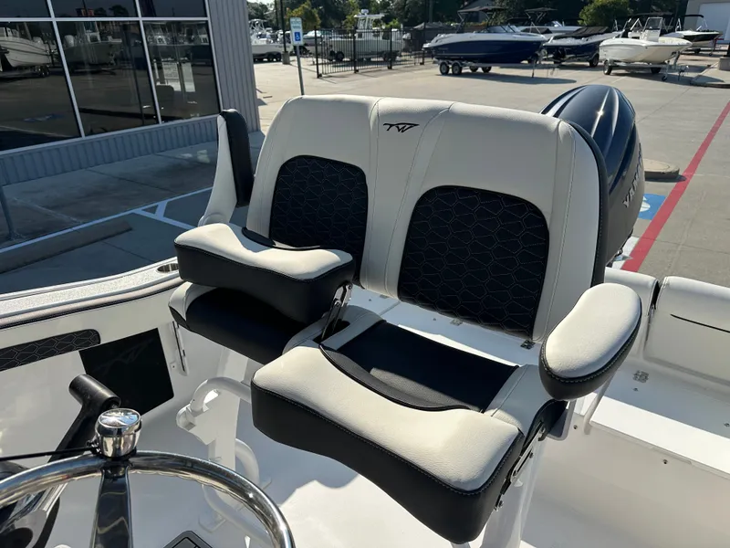 Slide: The Image of Tidewater 210 LXF 2026 - 17