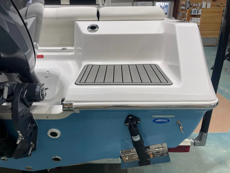 Slide: The Image of Tidewater 210 LXF 2025 - 10