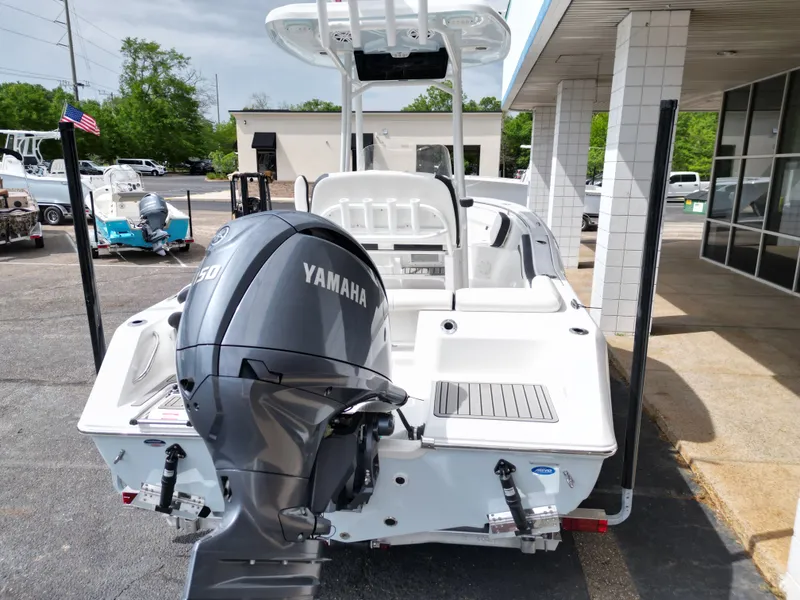 Slide: The Image of Tidewater 210 LXF 2025 - 21