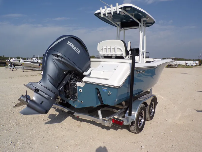 Slide: The Image of Tidewater 220 LXF 2025 - 9