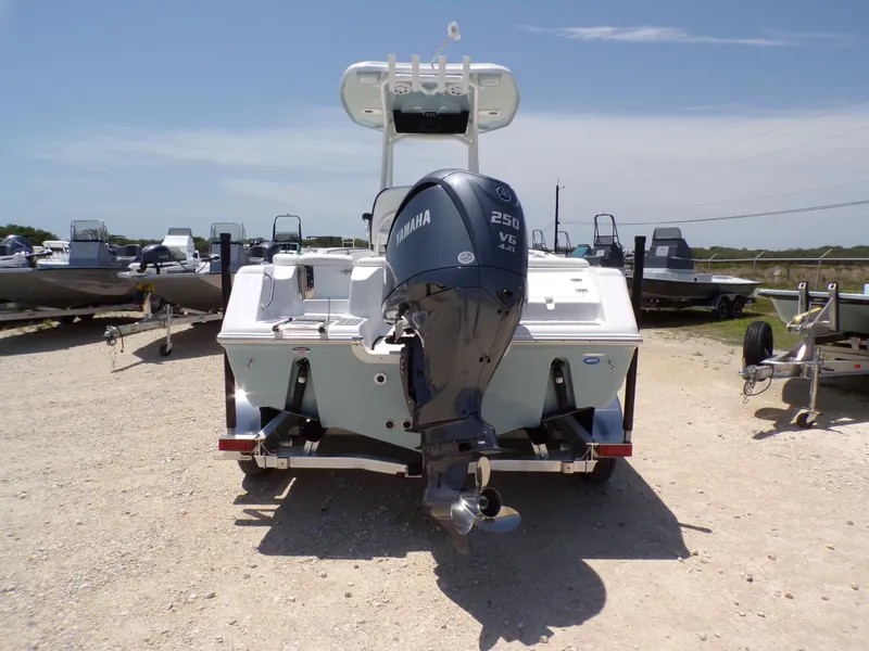 Slide: The Image of Tidewater 220 LXF 2025 - 11