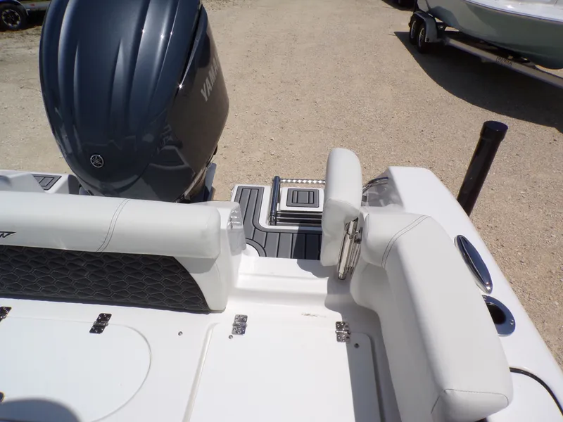 Slide: The Image of Tidewater 220 LXF 2025 - 42