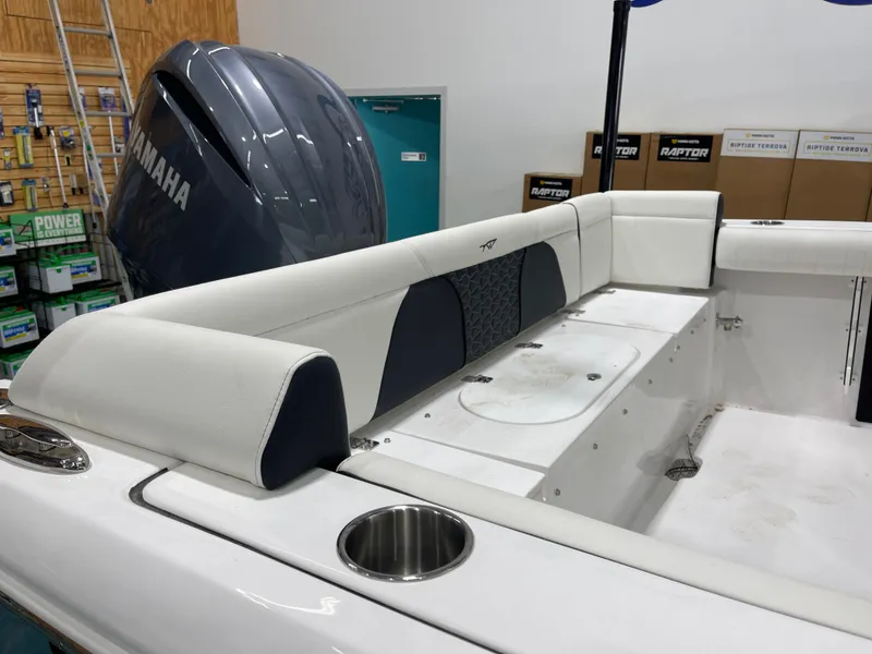 Slide: The Image of Tidewater 232 LXF 2025 - 11