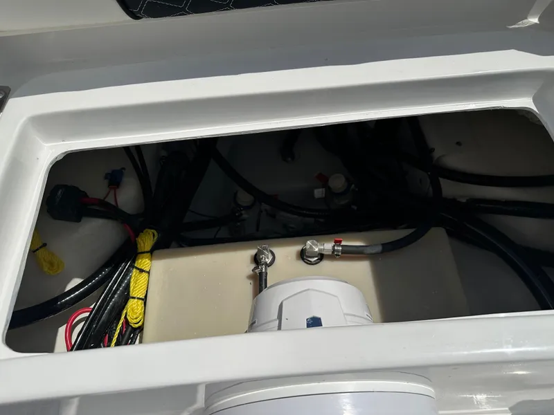 Slide: The Image of Tidewater 2500 Carolina Bay 2025 - 25