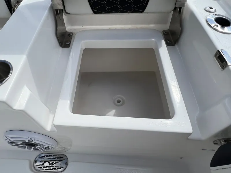 Slide: The Image of Tidewater 2500 Carolina Bay 2025 - 40