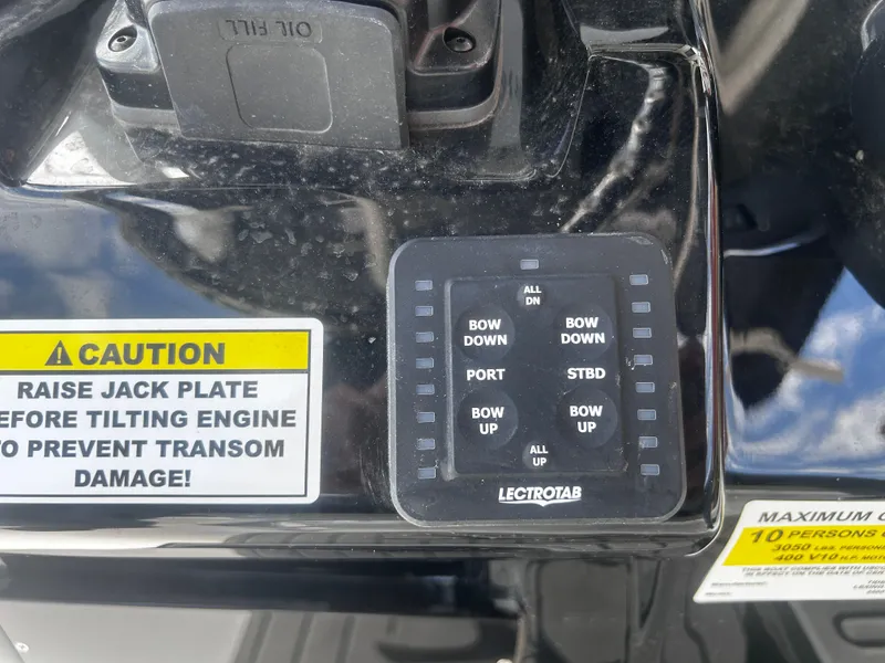 Slide: The Image of Tidewater 2500 Carolina Bay 2025 - 26