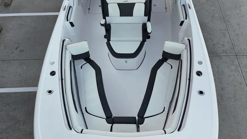 Slide: The Image of Tidewater 256 LXF 2025 - 27