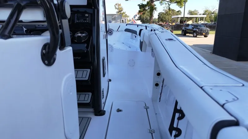 Slide: The Image of Tidewater 256 LXF 2025 - 45