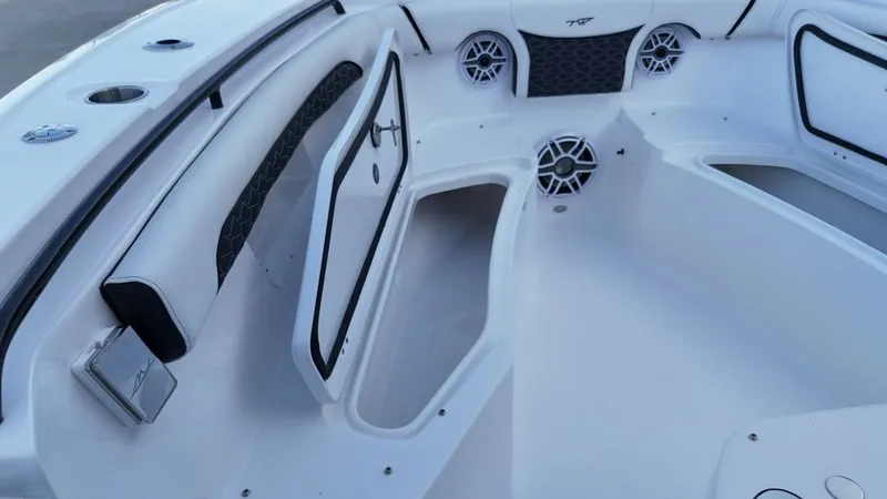 Slide: The Image of Tidewater 256 LXF 2025 - 47