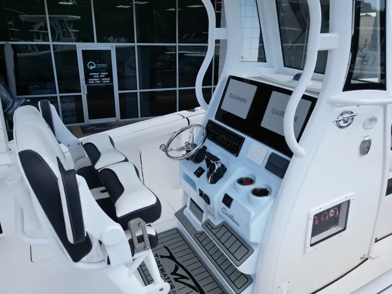 Slide: The Image of Tidewater 272 LXF 2025 - 39