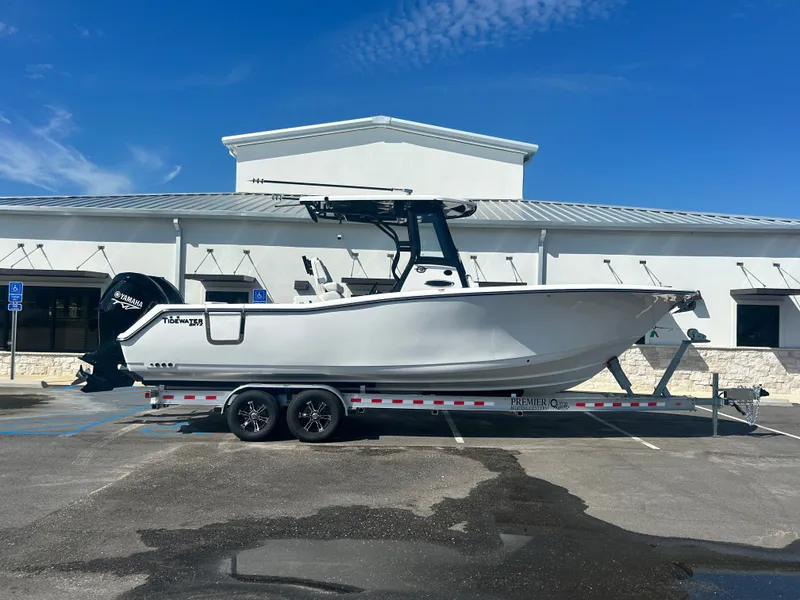 The Image of Tidewater 282 CC Adventure 2026 - 1