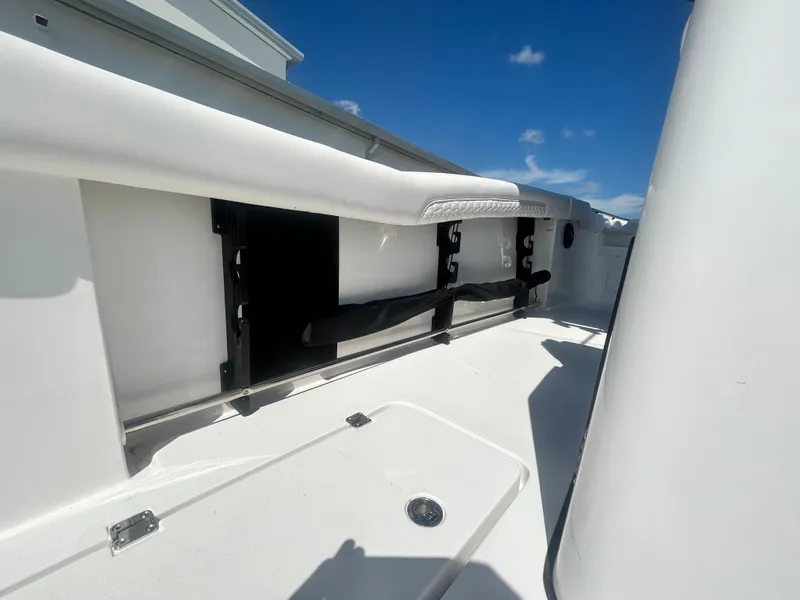 Slide: The Image of Tidewater 282 CC Adventure 2026 - 18