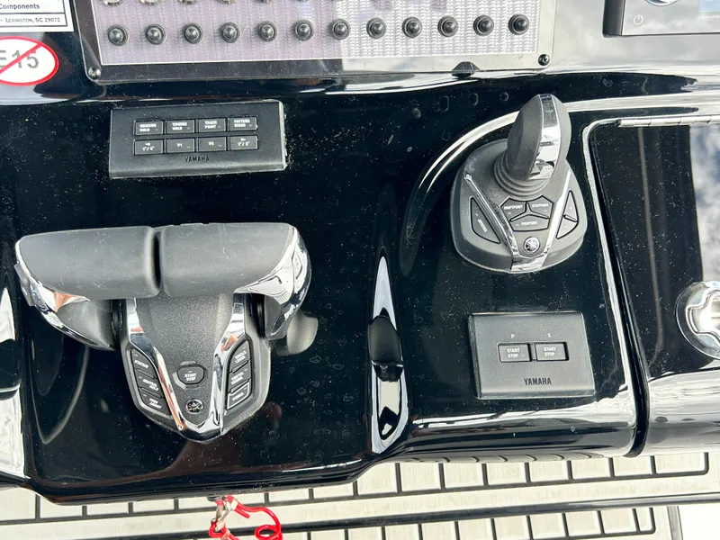 Slide: The Image of Tidewater 320 CC Adventure 2026 - 42