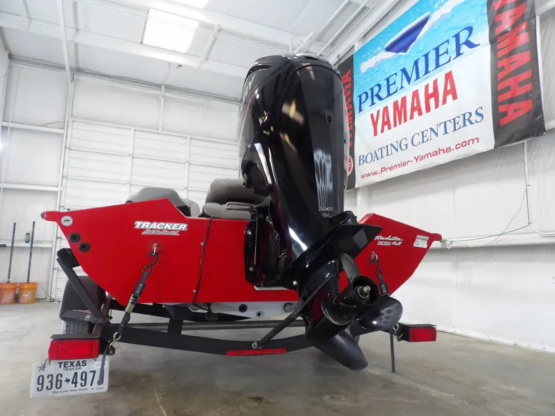 Slide: The Image of Tracker Proteam 175 2018 - 9